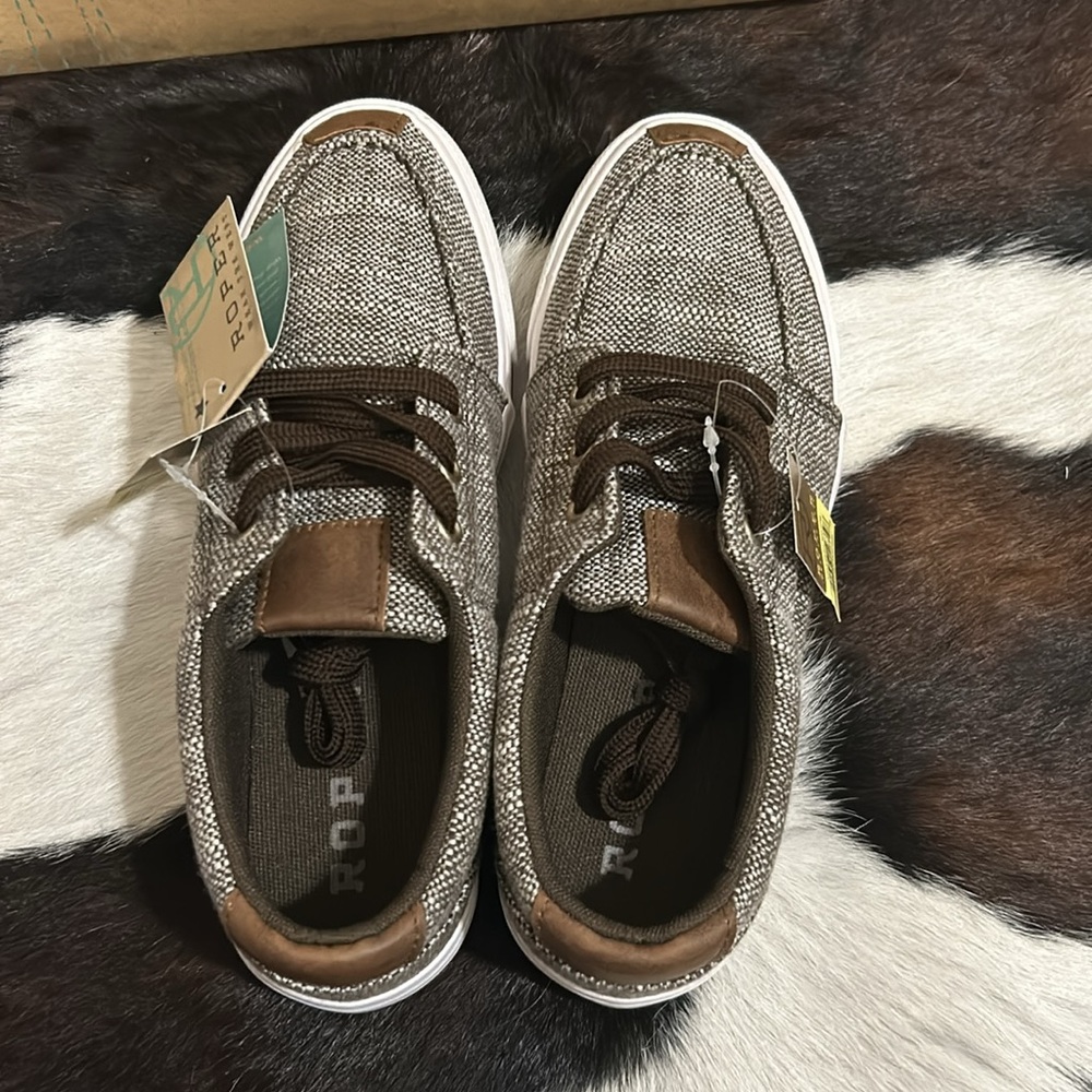 Women’s Roper Shoes - Picture 5 of 8